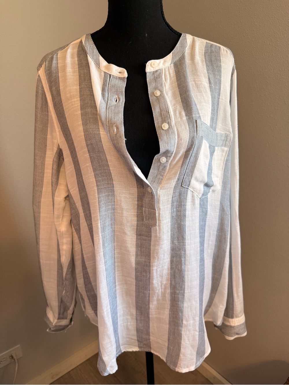 Lucky Brand Vertical Stripe Band-Collar Shirt in White and Light Gray